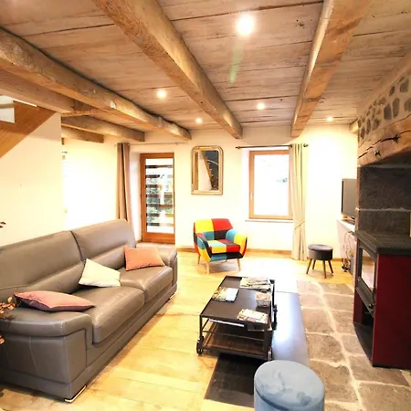 Maison De Caractere Avec Cheminee, Terrasse Et Jardin Pres Du Puy Mary Et Salers - Fr-1-742-535 בית נופש